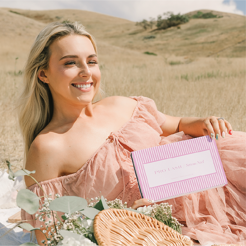 The Serena Starter Kit No. 46 with Black Tweezer