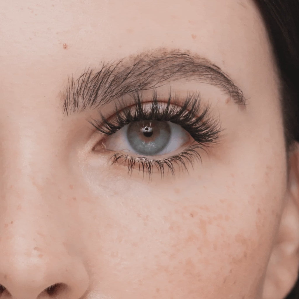 Mega Feathered Wispy No. 32